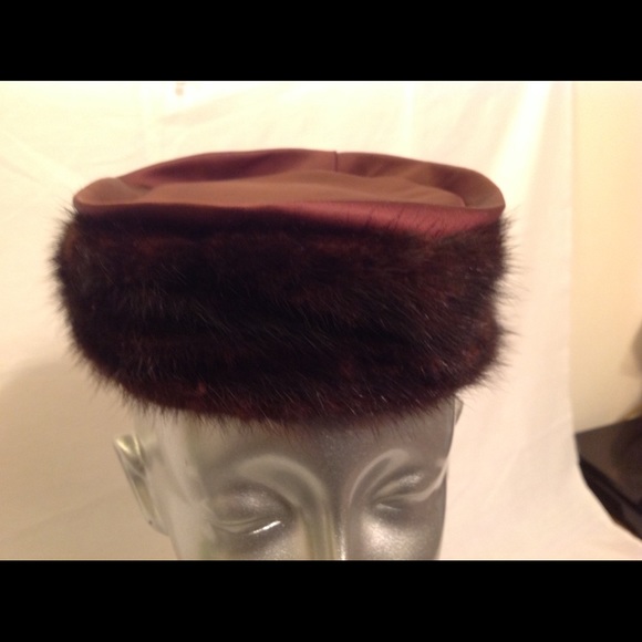 Vintage Women’s Fur Trim Brown Pill Box Hat - Picture 5 of 5